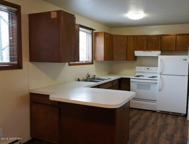 3103 Eide St unit N, Anchorage, AK 99503 - photo 2