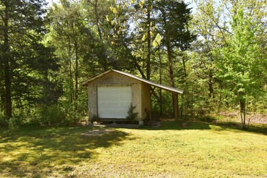 9582 Tennessee 13, Linden, TN 37096 - photo 7