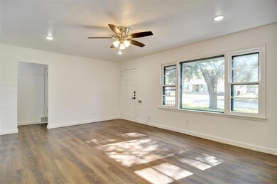 521 Crandle Dr, Fort Worth, TX 76108 - photo 7