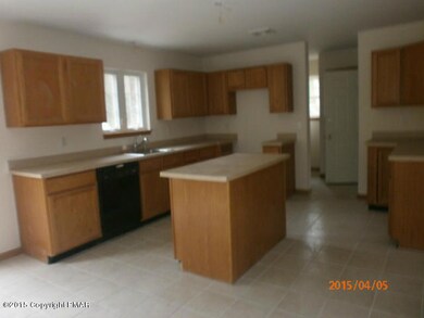 120 Tiffany Ct, Kunkletown, PA 18058 - photo 2