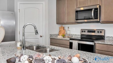 6154 Feather Way SE, Owens Cross Roads, AL 35763 - photo 5