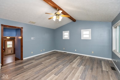 459 Cardinal Dr, Whiteland, IN 46184 - photo 4