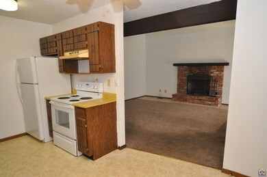 3418 -3420 SW Burnett Rd, Topeka, KS 66614 - photo 7