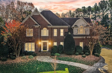 3406 Wylie Meadow Ln, Charlotte, NC 28269 - photo 2