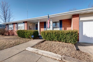 1713 S Oakland Ave, Bolivar, MO 65613 - photo 3