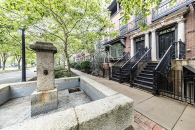 236 fountain at entry
