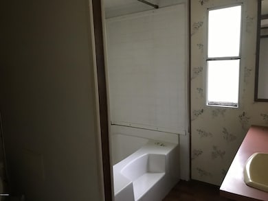 111 Pinewood Dr, Atlantic Beach, NC 28512 - photo 7