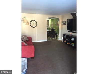 308 N Oak Ave, Clifton Heights, PA 19018 - photo 2