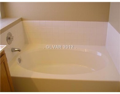 2643 Holy Cross Dr, Las Vegas, NV 89156 - photo 6