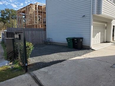 609 Link Rd, Houston, TX 77009 - photo 2