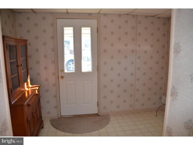 2 Constitution Ave, Norristown, PA 19403 - photo 7