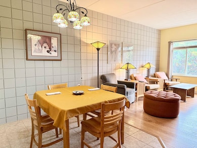 Richmond Terrace Condominiums unit 210, Appleton, WI 54911 - photo 3