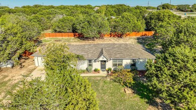 157 Cedar Ridge Dr, Weatherford, TX 76087 - photo 2