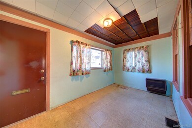 89-10 121st St, Jamaica, NY 11418 - photo 5
