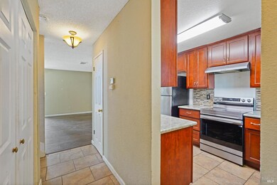 1970 Grande Cir unit 20, Fairfield, CA 94533 - photo 3