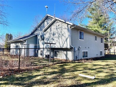 1905 3rd Ave NE, Menomonie, WI 54751 - photo 2