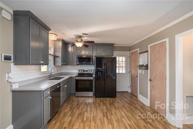 389 Brookview Rd, Statesville, NC 28625 - photo 2