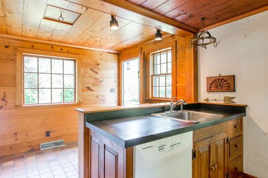 86 Newfields Rd, Exeter, NH 03833 - photo 5