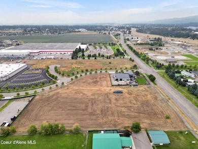 025-2087 W Seltice Way