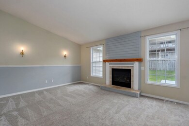 713 River Rock Ct-14