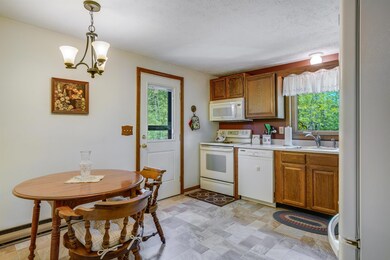 10 Joanne Dr, Hooksett, NH 03106 - photo 6