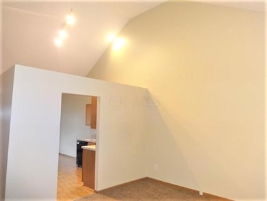 2_OH15245_dining