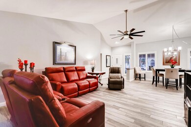 13550 W Sky Hawk Dr Sun City-large-005-5