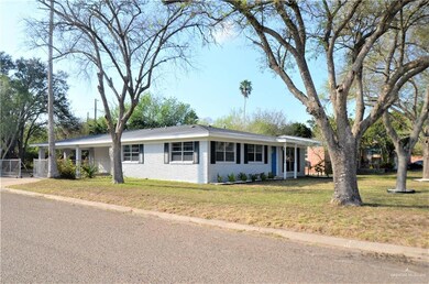 858 S Iowa Ave, Weslaco, TX 78596 - photo 2