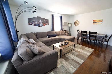 251-35 71st Rd unit 51B, Bellerose, NY 11426 - photo 4