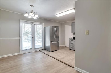 484 Evergreen Dr, Forest Park, GA 30297 - photo 5