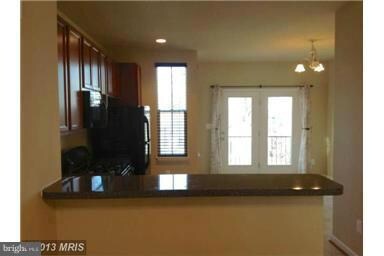 2986 Chinkapin Oak Ln unit 157, Woodbridge, VA 22191 - photo 5