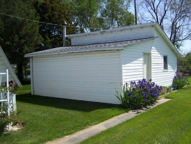 9773 W Front Rd, North Platte, NE 69101 - photo 5