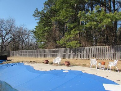 POOL YARD
