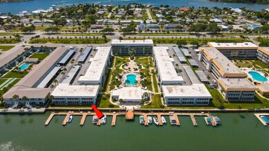 Direct Riverfront Corner Unit