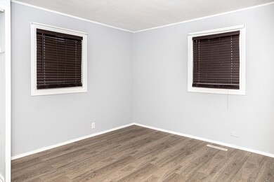 68 Birch St unit 4, Carpentersville, IL 60110 - photo 7