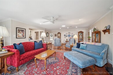 Large Family Room with Gas Log Fireplace