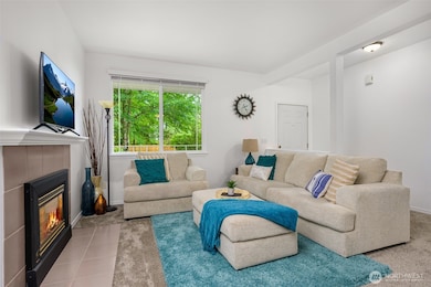 4748 Lakeshore Ln SE unit B, Olympia, WA 98513 - photo 6