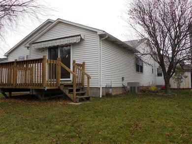 Exterior Back Exterior Rear View! 12x8 Deck With R