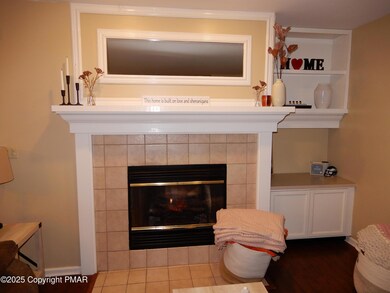 2234 Meadowsage Ct, East Stroudsburg, PA 18301 - photo 5