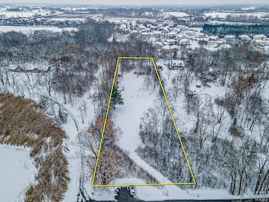 1818 Highwood Rd, Bull Valley, IL 60050 - photo 4