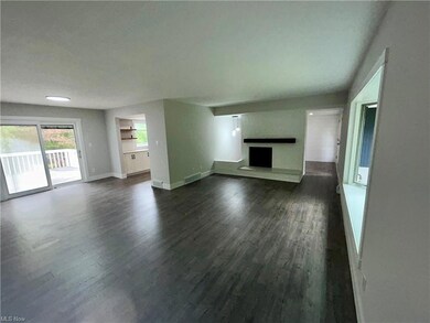 3340 Barrett Rd, Akron, OH 44333 - photo 4