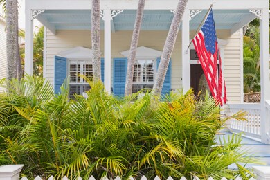 1208-pine-st-key-west-39