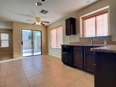 Eat-In Kitchen