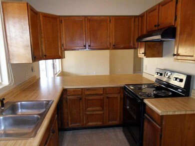 004_Kitchen