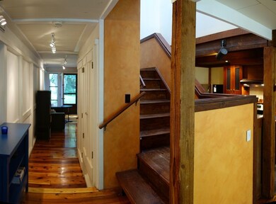 85 Pine Grove unit 85, Amherst, MA 01002 - photo 3