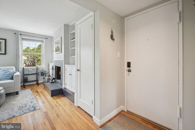 2202 Washington Ave unit 302, Silver Spring, MD 20910 - photo 4