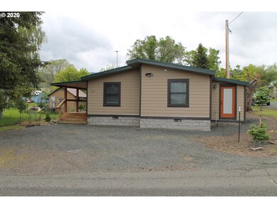 345 2nd St, Long Creek, OR 97856 - photo 3