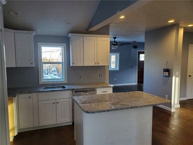 88 Read Ave, Coventry, RI 02816 - photo 2