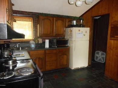 158 Pocono Blvd, Bushkill, PA 18324 - photo 4