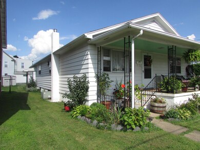 634 Washington St, Berwick, PA 18603 - photo 3